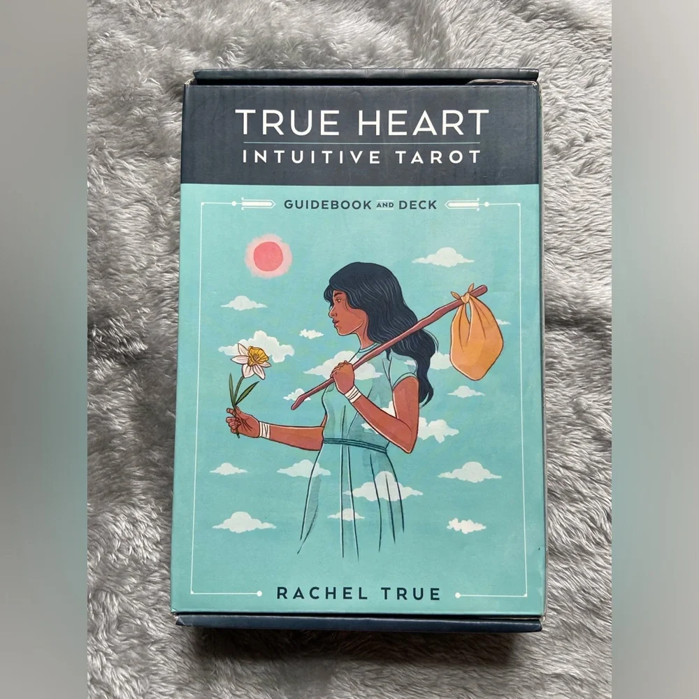 TRUE HEART INTUITIVE TAROT GUIDEBOOK AND DECK, Rachel True - Picture 1 of 3